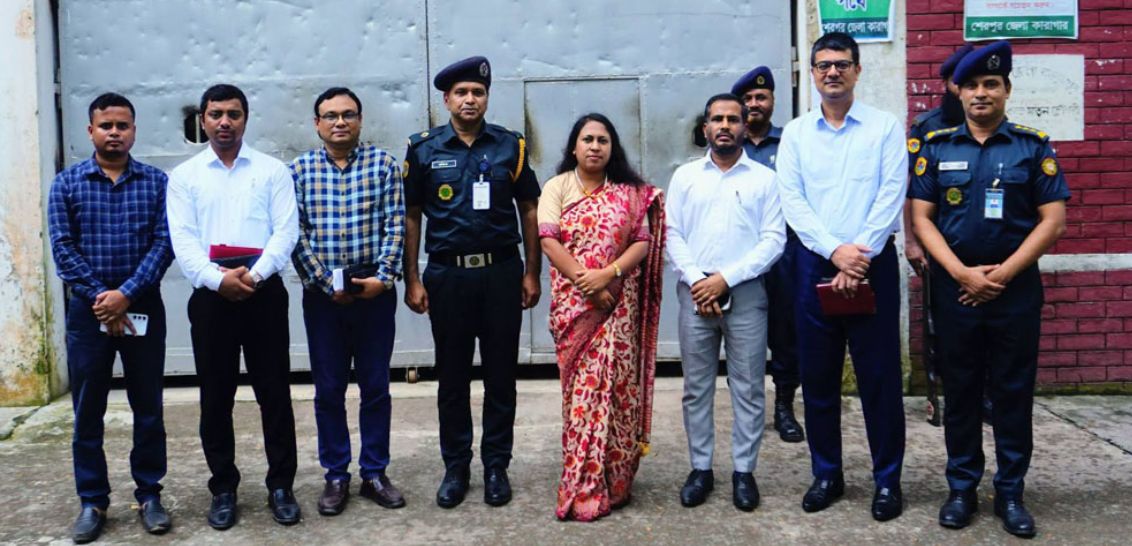 শেরপুর জেলা কারাগার পরিদর্শন করলেন জেলা প্রশাসক