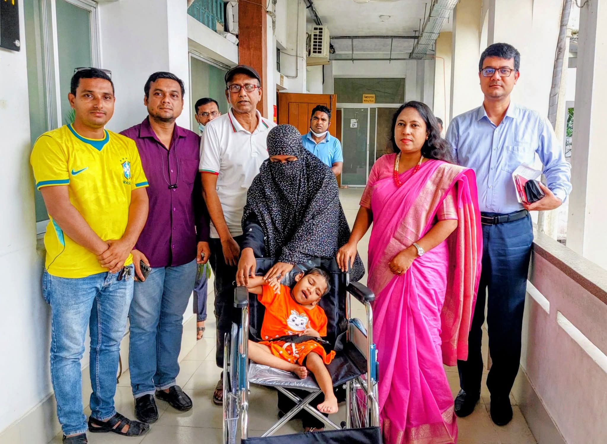 শেরপুরে গণশুনানিতে প্রতিবন্ধী শিশু মানসুরা পেলেন হুইল‌ চেয়ার