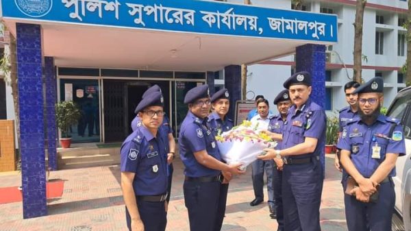 ময়মনসিংহ রেঞ্জ ডিআইজি কতৃক পুলিশ অফিস জামালপুর বার্ষিক পরিদর্শন