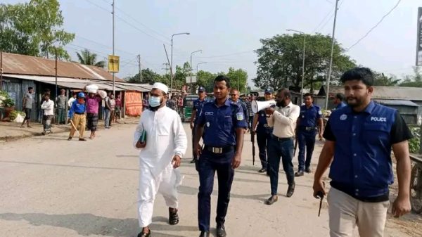 শেরপুর-জামালপুর ব্রীজ এবং সংযোগ সড়কের যানজট নিরসনকল্পে কাঁচা বাজারের স্থান পরিবর্তন