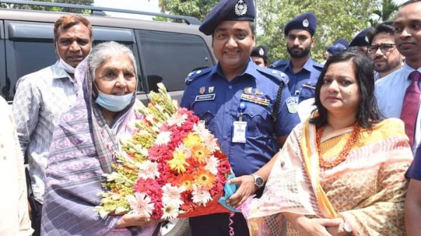 শেরপুরে বেগম মতিয়া চৌধুরী এমপি মহোদয়ের সাথে পুলিশ সুপার মহোদয় সৌজন্য সাক্ষাৎ