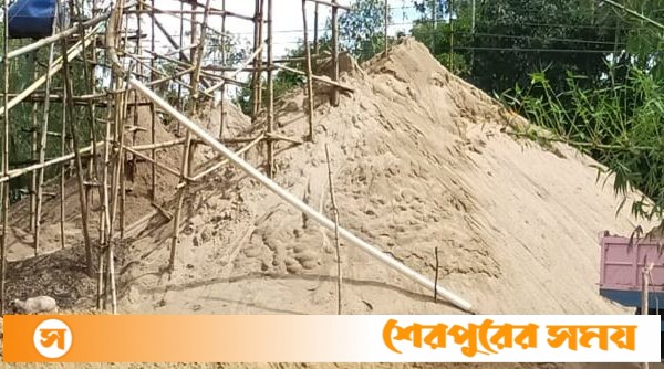 ঝিনাইগাতীতে মোবাইল কোর্টের অভিযানে অবৈধভাবে বালু উত্তোলনের দায়ে ৫০ হাজার টাকা জরিমানা 