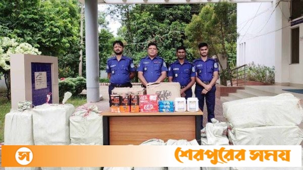 ঝিনাইগাতী থানা পুলিশের অভিযানে ভারতীয় পণ্য উদ্ধার