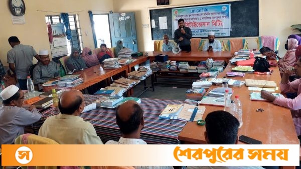 নড়াইলে বাল্যবিবাহ অবসান ও শিশুর প্রতি সহিংসতা রোধে সেনসিটাইজেশন মিটিং অনুষ্ঠিত 