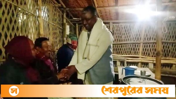 ষষ্ঠ উপজেলা পরিষদ নির্বাচনে ঝিনাইগাতীতে স্বতন্ত্র চেয়ারম্যান প্রার্থী একেএম ছামেদুল হকের গণসংযোগ