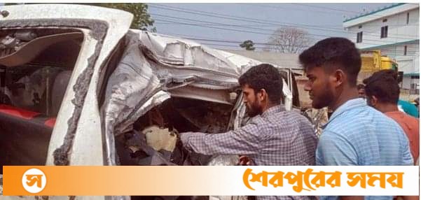 ময়মনসিংহের তারাকান্দায় সড়ক দুর্ঘটনায় ভাই-বোন নিহত, মা-বাবাসহ আহত ৩