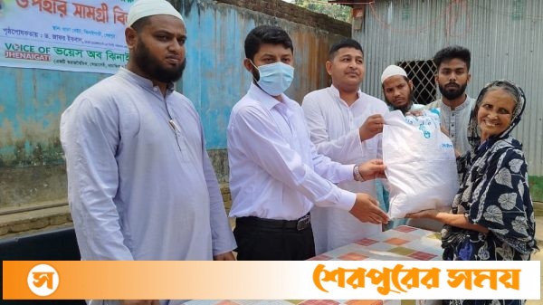 ঝিনাইগাতীতে ঈদ উপহার হিসেবে সেমাই-পোলাও চাল পেয়ে খুশি শতাধিক পরিবার