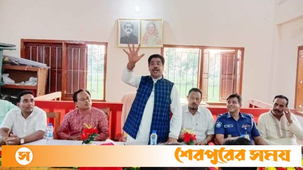 ঝিনাইগাতীর গৌরীপুর ও মালিঝিকান্দা ইউনিয়নে বন্যায় ক্ষতিগ্রস্ত এলাকা পরিদর্শন করলেন এমপি শহিদুল
