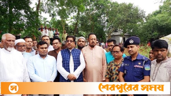ঝিনাইগাতীতে বন্যায় মহারশী নদীর বাঁধ ভাঙন এলাকা পরিদর্শন করলেন এমপি শহিদুল