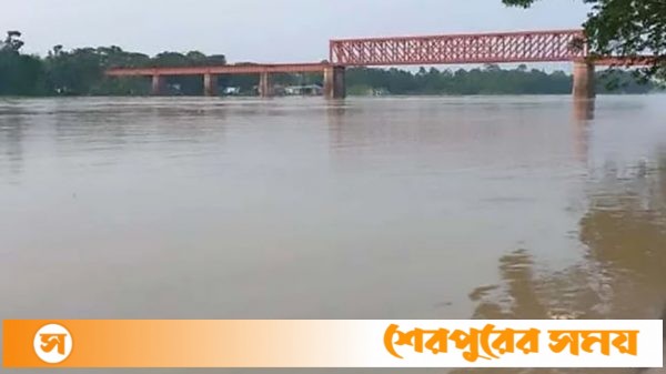 বিপৎসীমার ওপর প্রবাহিত হচ্ছে কুশিয়ারা নদীর পানি