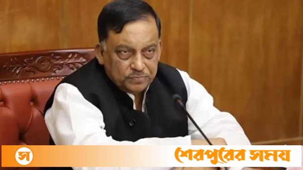 স্বরাষ্ট্রমন্ত্রী আসাদুজ্জামান খান কামাল ও তার স্ত্রী সন্তানসহ ১০ জনের দেশত্যাগে নিষেধাজ্ঞা
