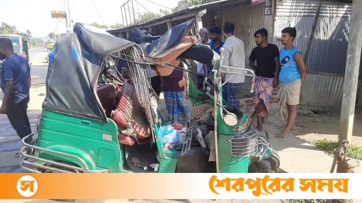 শেরপুরে পিকআপ ও সিএনজির মুখোমুখি সংঘর্ষে নিহত ৪