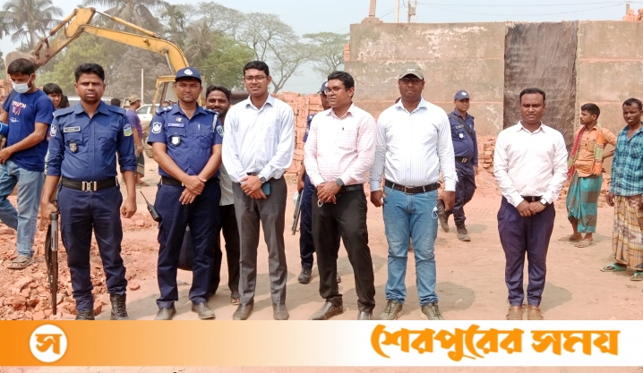 নকলায় অবৈধ ইটভাটায় উচ্ছেদ অভিযান