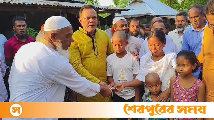 ঝিনাইগাতীতে নিহত দুই আদিবাসী পরিবারের পাশে সাবেক এমপি রুবেল