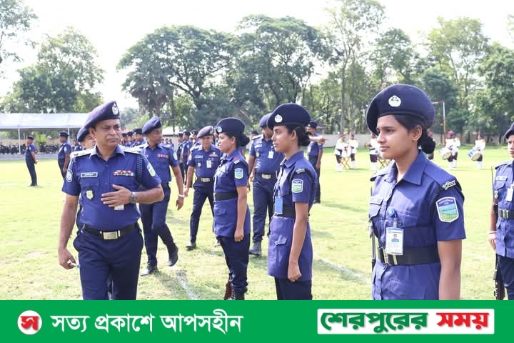 শেরপুর জেলা পুলিশের বর্ণাঢ্য মাস্টার প্যারেড অনুষ্ঠিত