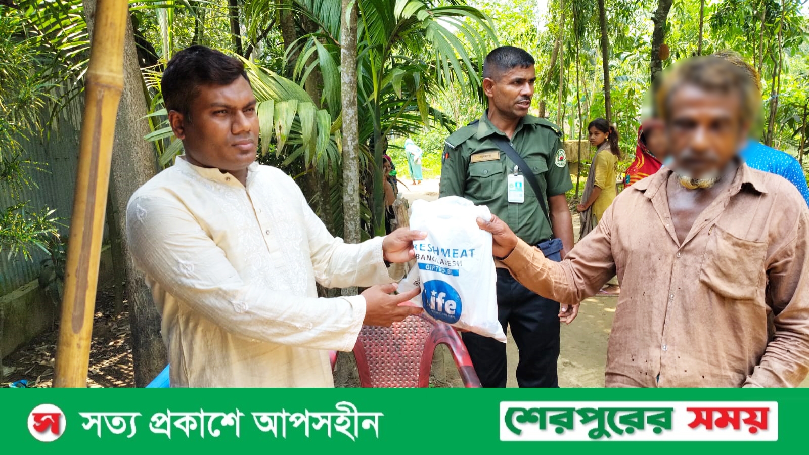 ঝিনাইগাতীতে বিভাগীয় কমিশনারের উদ্যোগে ১৫০ অসহায় পরিবারে কুরবানির মাংস বিতরণ
