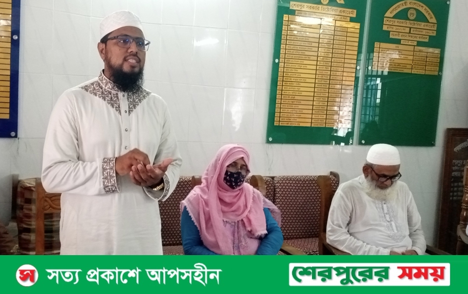 শেরপুর সরকারি ভিক্টোরিয়া একাডেমির শিক্ষকদের সাথে হাফেজ রাশেদুল ইসলামের মতবিনিময়